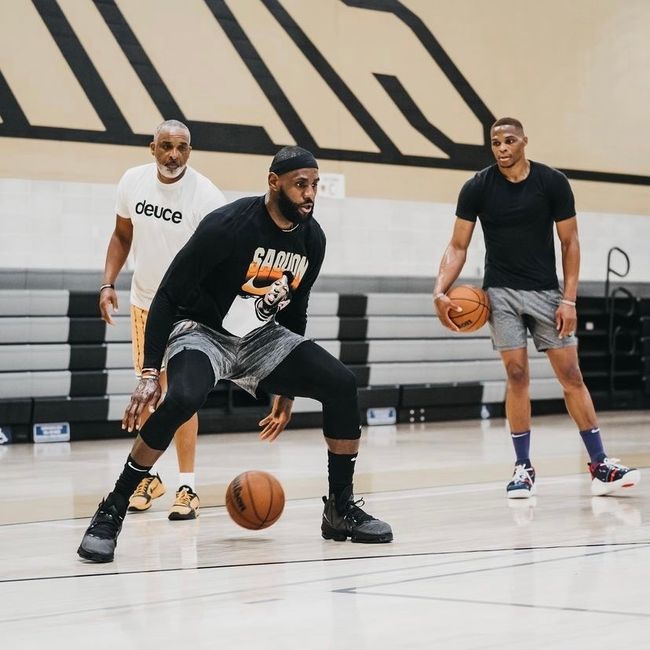 收与活跃度 收与活跃度