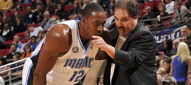 距并不意外 距并不意外